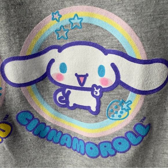 Hello Kitty and Friends Grey Graphic T-Shirt Cotton Blend Short Sleeve Casual S - Picture 6 of 11